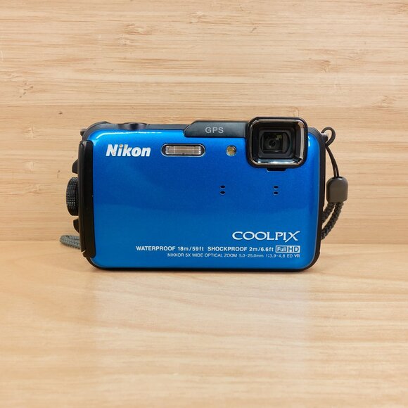 Nikon Coolpix AW110 / 16MP / Waterproof 18m / Shockproof / Full HD / GPS / Blue - Picture 1 of 10